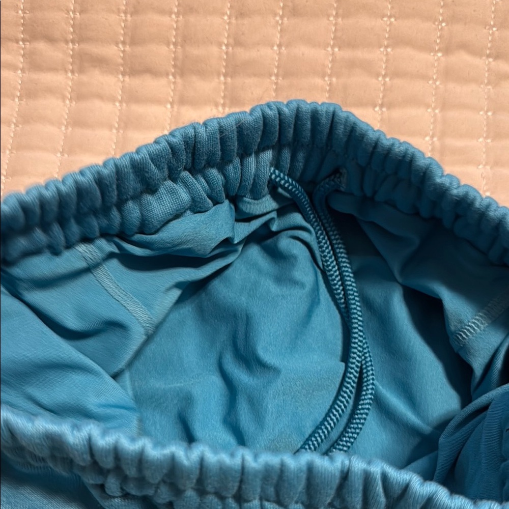 ALO Yoga Blue Splash Skirt - Picture 4 of 7